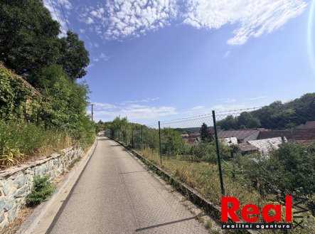 Prodej pozemku pro bydlení, 1 895 m²