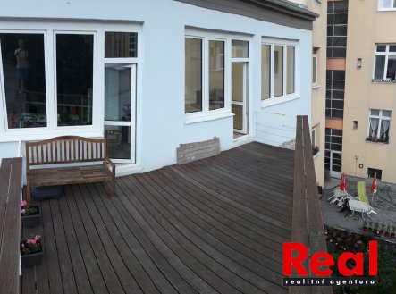 Pronájem kanceláře, 33 m²