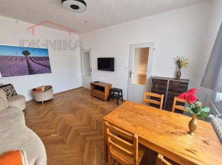 Pronájem bytu, 2+1, 56 m²
