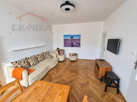 Pronájem bytu, 2+1, 56 m²