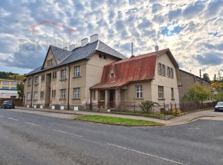 Prodej nájemního domu, 1 317 m²
