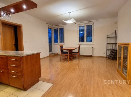 Pronájem bytu, 4+kk, 89 m²