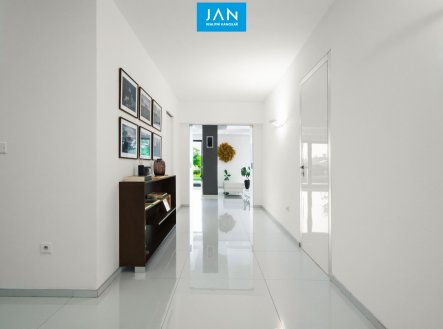Prodej domu/vily, 385 m²