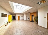 Pronájem kanceláře, 59 m²
