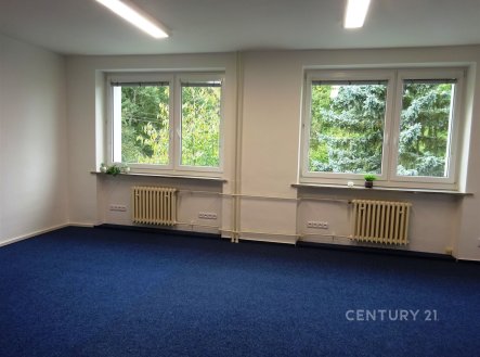 Pronájem kanceláře, 32 m²