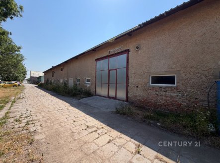 Pronájem skladu, 255 m²