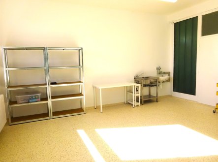 Pronájem kanceláře, 27 m² obrázek