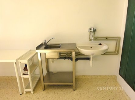 Pronájem kanceláře, 27 m²