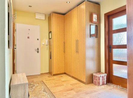 Pronájem bytu, 3+1, 74 m²