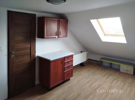 Pronájem domu/vily, 90 m²