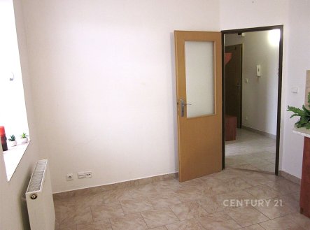 Pronájem bytu, 1+1, 32 m²