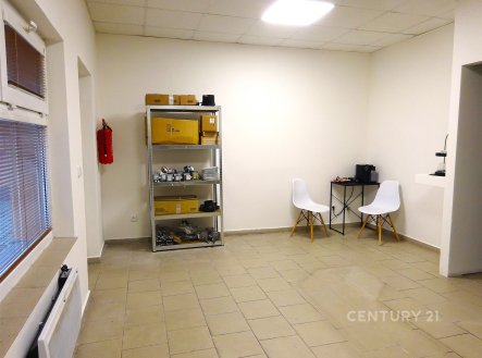Pronájem obchodní prostory, 33 m²