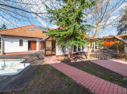 Prodej domu/vily, 368 m²
