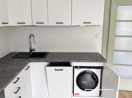Pronájem bytu, 2+kk, 40 m²