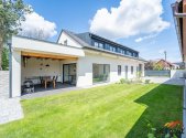 Prodej domu/vily, 240 m²