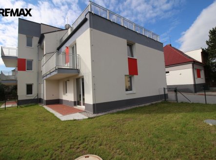 Pronájem bytu, 2+kk, 185 m²