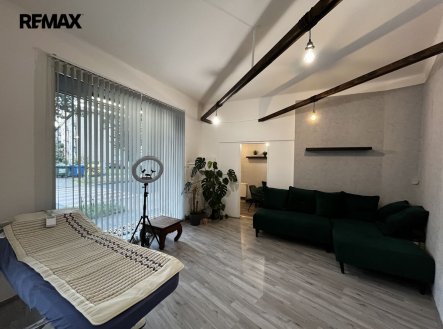 Pronájem kanceláře, 34 m²