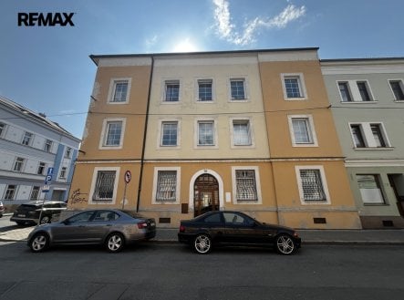 Pronájem bytu, 1+kk, 90 m²