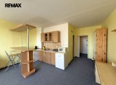 Pronájem bytu, 1+kk, 34 m²