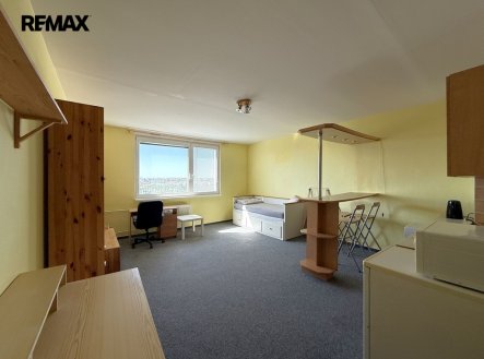 Pronájem bytu, 1+kk, 34 m²