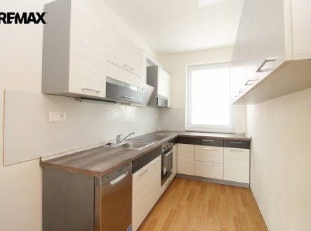 Pronájem bytu, 2+kk, 98 m²