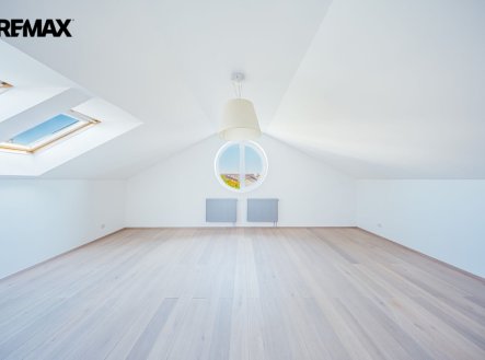 Prodej bytu, 3+1, 147 m²