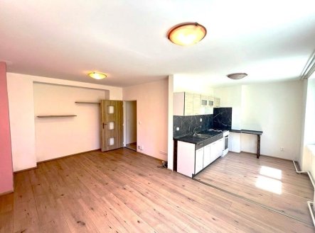 Pronájem bytu, 2+kk, 43 m² obrázek