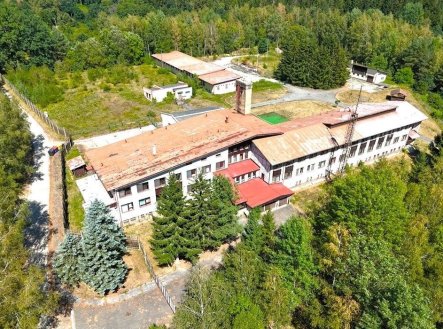 Prodej hotel, 2 900 m²
