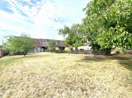 Prodej pozemku pro bydlení, 696 m²