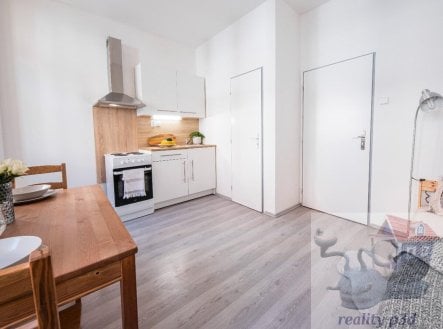 Pronájem bytu, garsoniéra, 25 m²