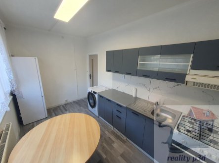 Prodej bytu, 2+1, 56,5 m²