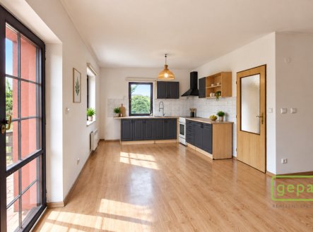 Pronájem domu/vily, 81 m²