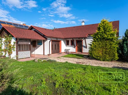 Pronájem domu/vily, 81 m²