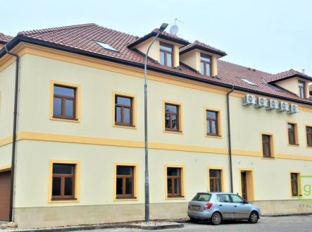 Pronájem obchodní prostory, 17 m²