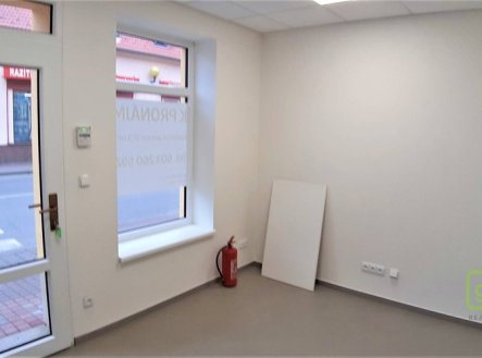 Pronájem obchodní prostory, 17 m²