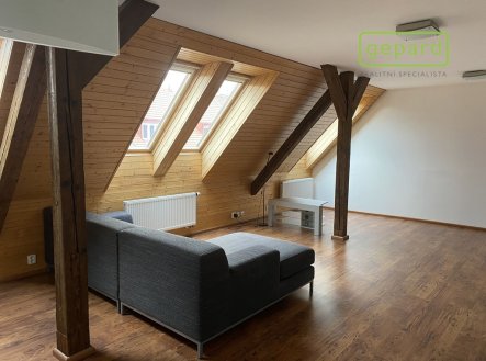 Pronájem bytu, 2+kk, 75 m²