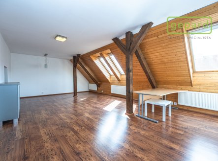 Pronájem bytu, 2+kk, 75 m²