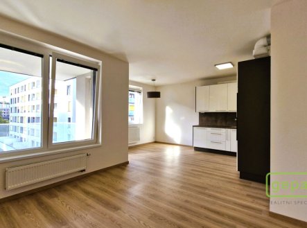 Pronájem bytu, 3+kk, 100 m²