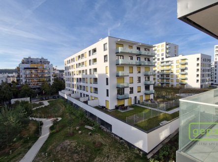 Pronájem bytu, 3+kk, 100 m²
