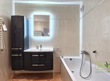 Pronájem bytu, 3+kk, 79 m²