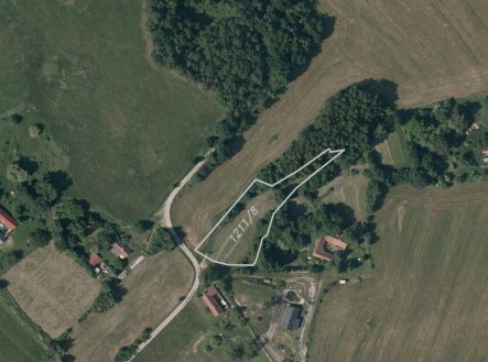 Prodej pozemku pro bydlení, 2 407 m²