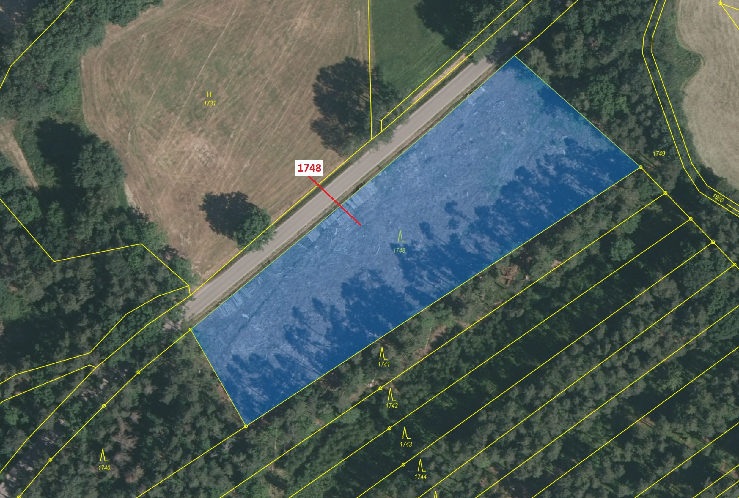 Lesní pozemek o výměře 6908 m2, podíl 1/1, katastrální území Komárov u Soběslavi, obec Komárov, obec