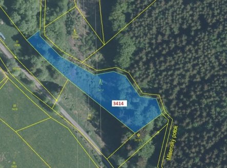 Prodej pozemku, les, 2 122 m²