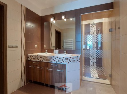 Prodej bytu, 4+1, 102 m²