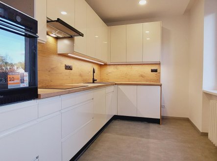Pronájem bytu, 3+kk, 71 m²