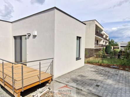 Pronájem bytu, 2+kk, 47 m²