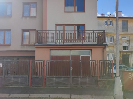 Pronájem bytu, 3+1, 90 m²