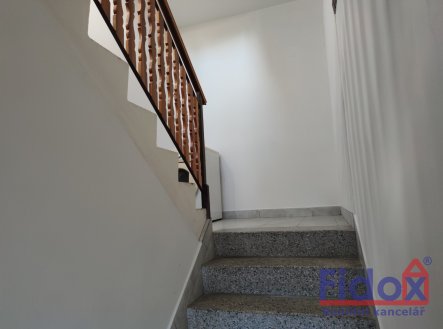 Pronájem bytu, 3+1, 90 m²