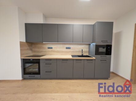 Pronájem bytu, 2+kk, 64 m²