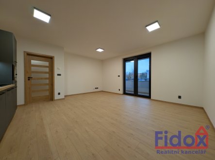 Pronájem bytu, 2+kk, 64 m²